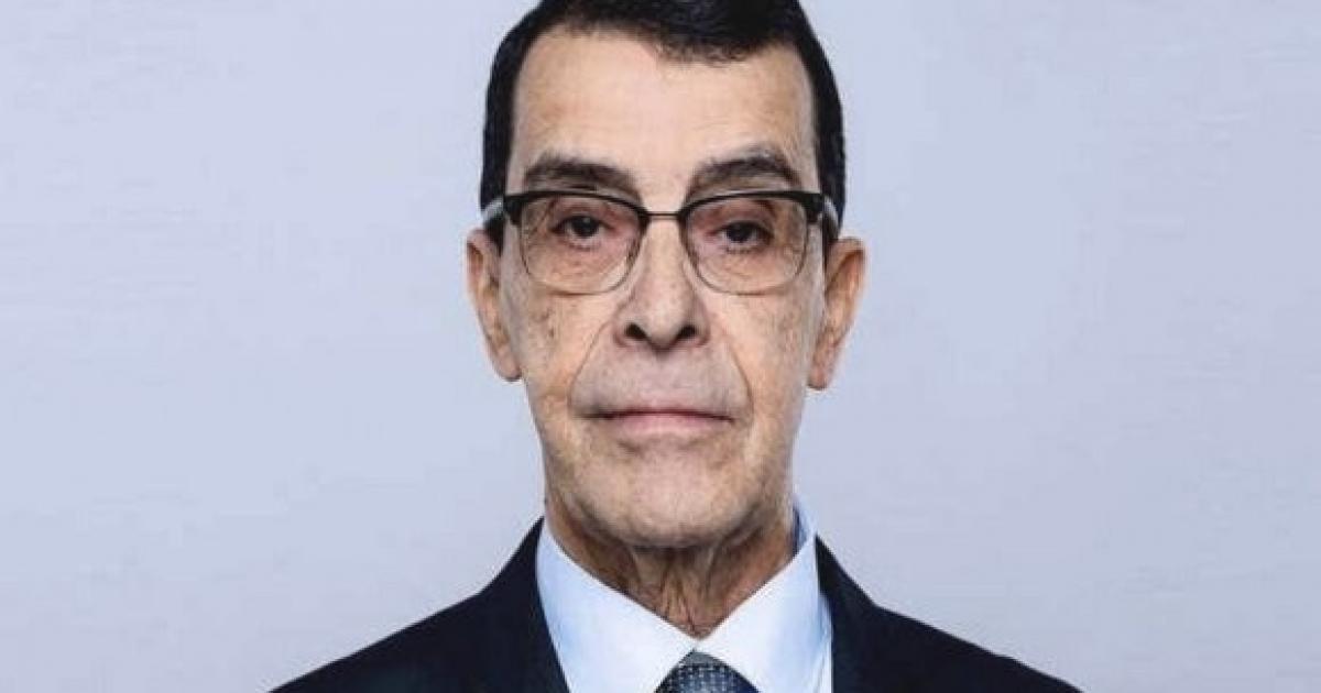 سبب وفاة حسين بن حديد العميد الجزائري المتقاعد - ويكيبيديا ...