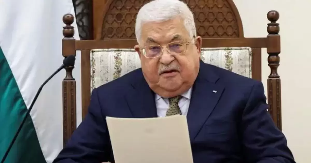 الرئيس عباس يُصدر قرارا بنشر المسودة الأولى للدستور الفلسطيني المؤقت