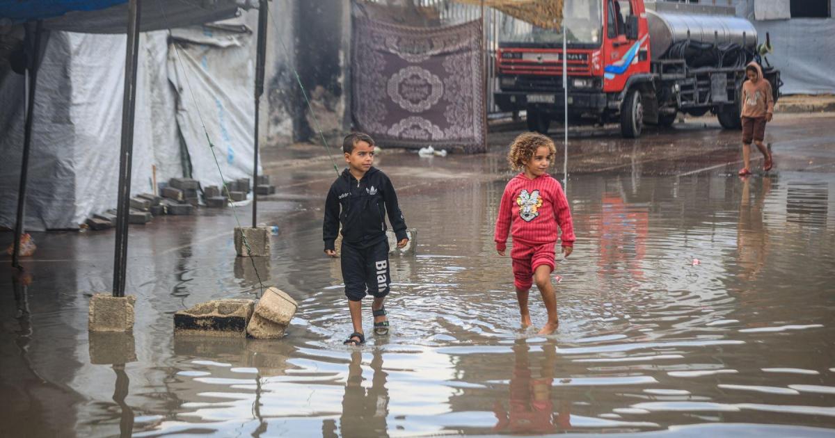 06:38 م طقس فلسطين: آخر تطوّرات المنخفض الجوي والحالة المطرية المُقبلة