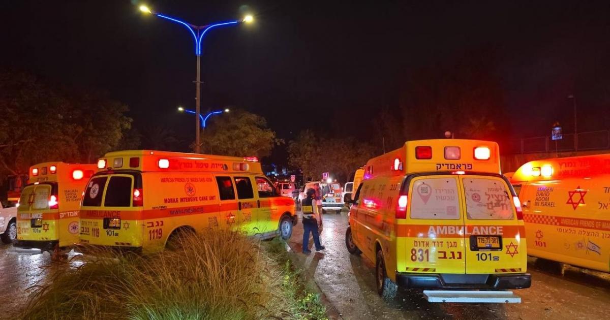 بالفيديو: قتيل و3 إصابات في منطقة تل أبيب إثر الرشقة الصاروخية من إيران