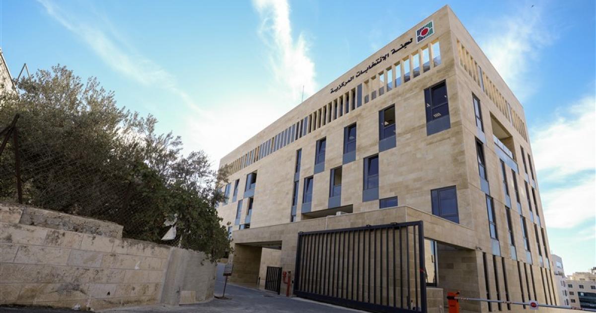 01:34 م لجنة الانتخابات تنشر سجل الناخبين النهائي للهيئات التي ستُجرى فيها الانتخابات