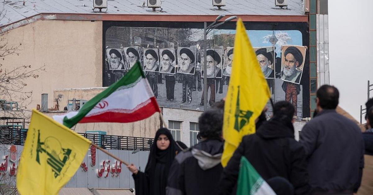 الجيش الإسرائيلي يهدد باستهداف المشاركين في اجتماع لاختيار خليفة خامنئي