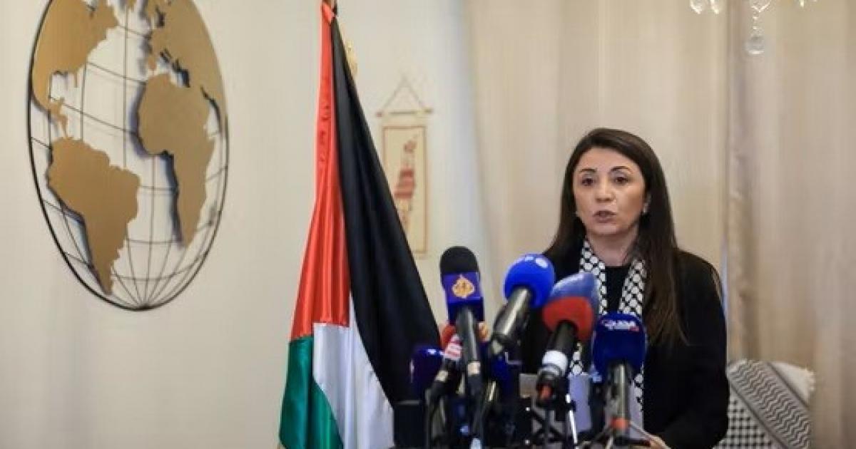 فرنسا ترفع التمثيل الفلسطيني لدرجة سفارة