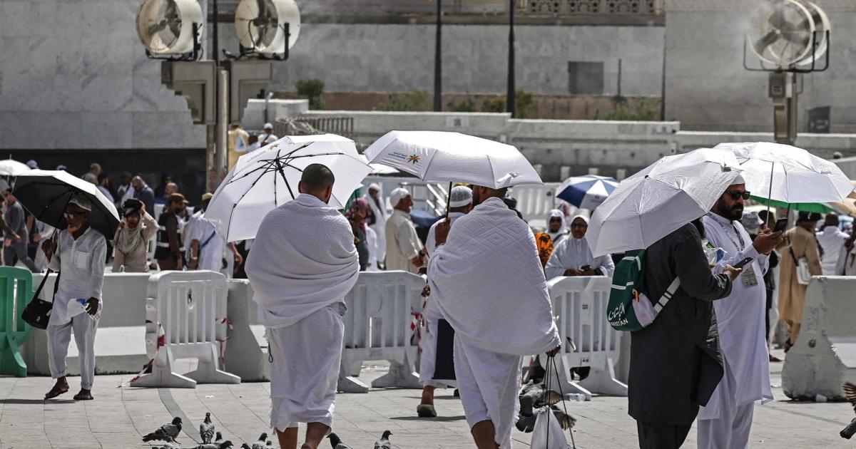 بث مباشر: يوم التروية.. حجاج بيت الله يتوافدون إلى مشعر منى