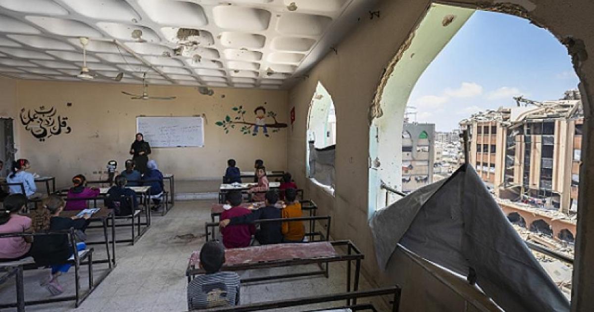 09:04 ص كيف يتقدم طلبة غزة لامتحانات التوجيهي هذا العام؟ - تفاصيل المنظومة الجديدة