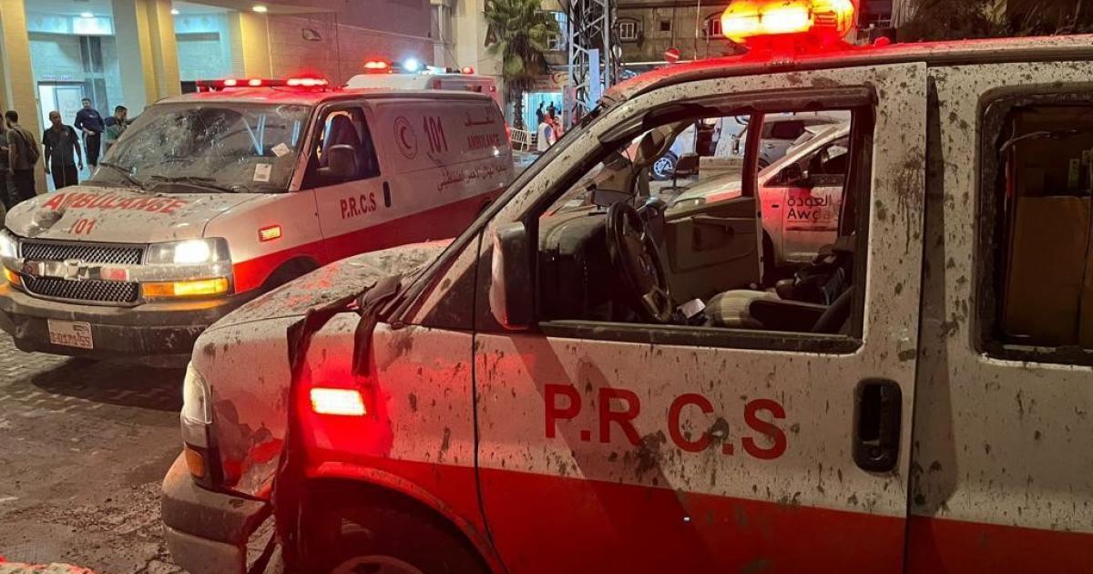 09:56 ص غزة: تحذيرات من شلل وشيك في خدمات النقل والإسعاف.. 
