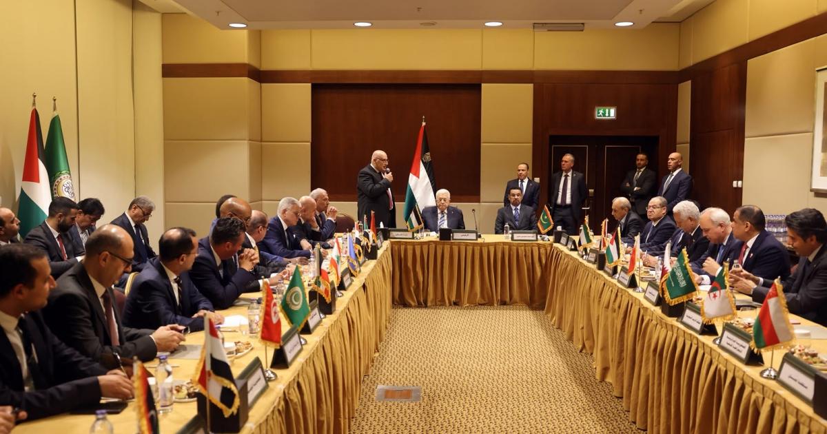 الرئيس عباس يستقبل السفراء العرب المعتمدين لدى تركيا