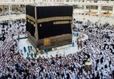  تلبس الحرير والذهب