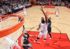 هاردن يتألق مجددا