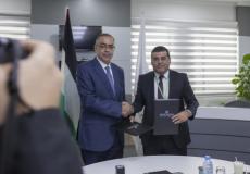 من توقيع الاتفاق