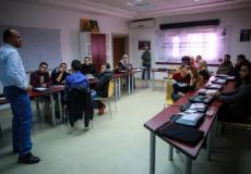 جانب من دورة ادارة المشاريع الصغيرة