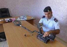 الشرطة تضبط جهازا يستخدم للتنقيب عن اآثار في الخليل