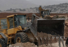 قوات الاحتلال تجرف أراضي جنوب نابلس  