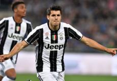 اللاعب ألفارو موراتا يحتفل بالهدف