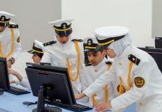 كلية النقل البحري والتكنولوجيا في الشارقة 