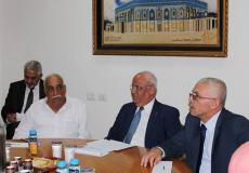 عريقات يستقبل أوائل الثانوية العامة في أريحا  