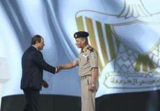 وزير الدفاع مع الرئيس المصري عبد الفتاح السيسي