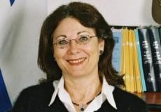 القاضية إستير حيوت