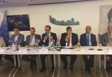 قيادات من الجالية الفلسطينية والعربية تلتقي "لجنة فلسطين"