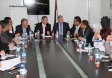 اجتماع وزير الصحة مع مدراء المستشفيات الحكومية