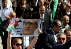 شارك الآلاف في تشييع جنازة ناهض حتر