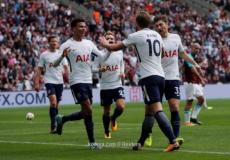 لاعبو توتنهام