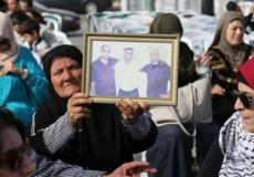 والدة الأسيرين  أحمد ورشدي الريماوي