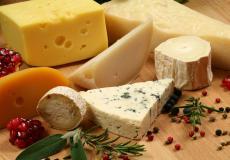 مجموعة من أنواع الجبن 