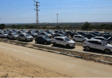 دخول سيارات حديثة إلى قطاع غزة عبر معبر بيت حانون إيرز 