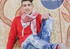 الطالب محمود ابو زعنونة