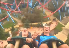 السماء تمطر ايفون