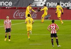 خلال مباراة برشلونة وبلباو