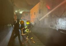 السيطرة على حريق كبير داخل مصنع اسفنج  جنوب الخليل