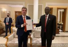 ايلي كوهين زار السودان على رأس وفد إسرائيلي