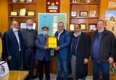 السراج يؤكد حرص بلدية غزة على دعم القطاع الخاص