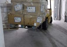 الصحة تتسلم 50 سرير إسعاف من المساعدات الطبية السعودية