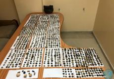 ضبط 1269 قطعة يشتبه أنها أثرية في رام الله