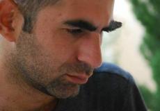 الكاتب مهند أبو غوش