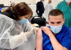 جانب من حملات التطعيم التي أطلقتها وزارة الصحة الفلسطينية