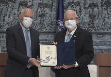 الرئيس الإسرائيلي يتسلم نتائج الانتخابات الرسمية للكنيست الـ24