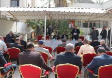 "الشباب والثقافة" تكّرم صاحب أقدم مكتبة في غزة