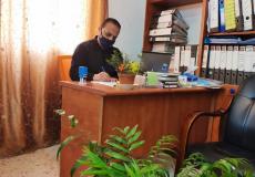 المركز الفلسطيني في الخليل يوقع اتفاقيتين لمشاريع شبابية ونسائية