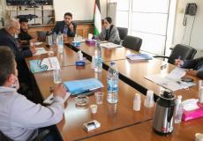 لجنة الانتخابات تجتمع مع ممثلي الأحزاب وتطلعهم على شروط الترشح