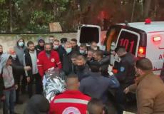 وصول جثمان الشهيد خالد نوفل إلى مجمع فلسطين الطبي