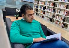 الشاعر الفلسطيني “محمود العيلة” يصدر ديوانه الأول