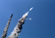 اطلاق صواريخ خلال مناورة لكتائب المجاهدين في غزة