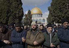 أداء صلاة الجمعة في المسجد الأقصى