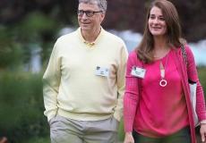 بيل غيتس ينفصل رسميا عن زوجته ميلندا