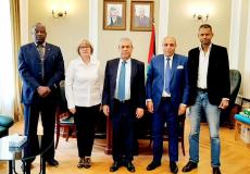 سفير فلسطين في موسكو يستقبل اللجنة المنظمة لجائزة روسيا الكبرى