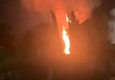 حريق كبير في باحات المسجد الأقصى